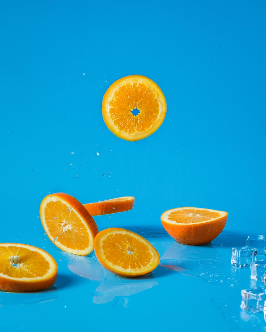 Wat bevat het meeste Vitamine C: Sinaasappel of broccoli?