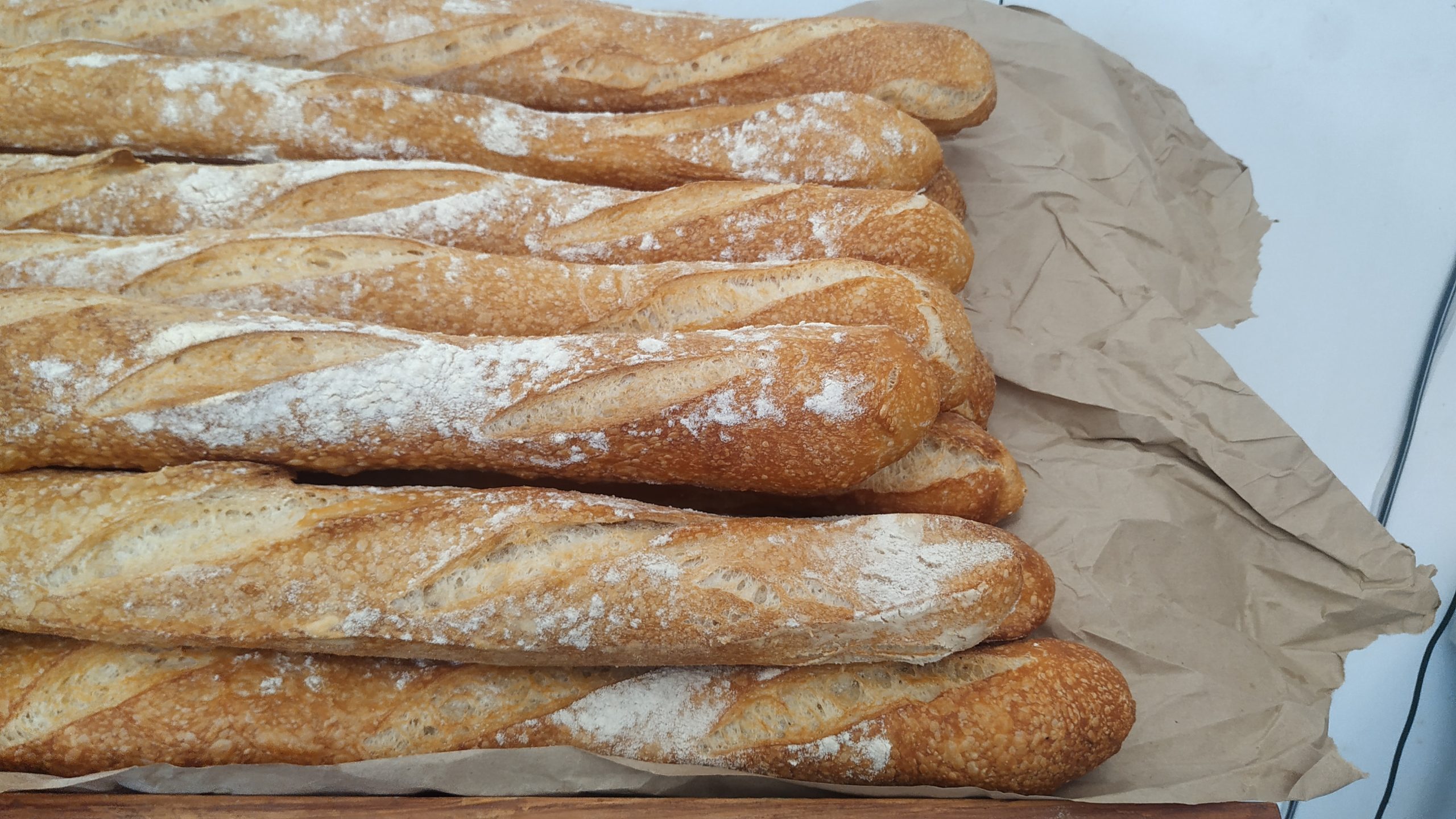 Strikvraag... Komt Frans brood uit Frankrijk of niet?