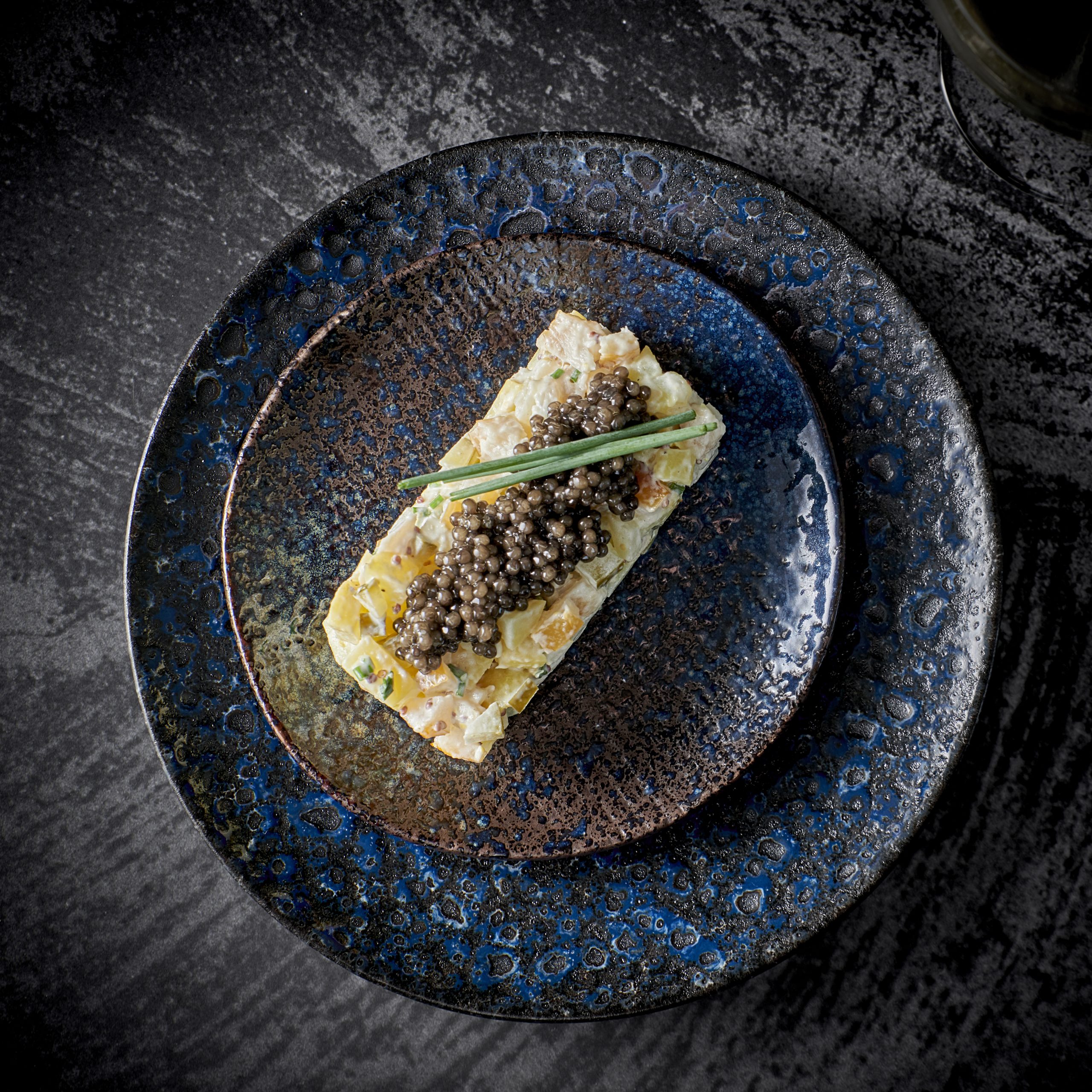Tartaar van gerookte heilbot en krieltjes met Royal Belgian Caviar #advertentie